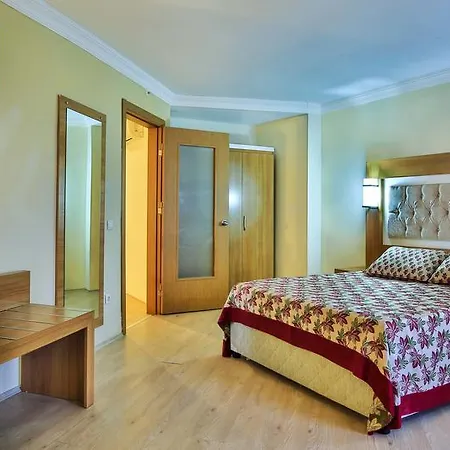Отель Hedef Beach 4*